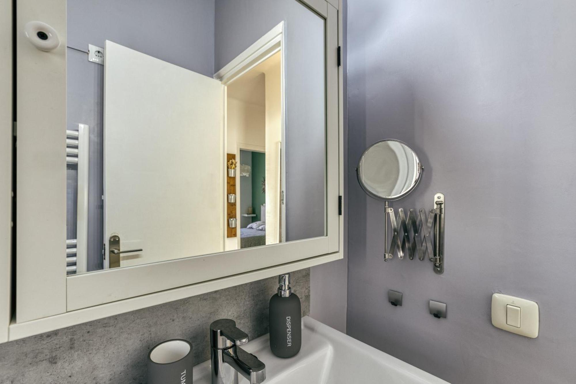 Londres Apartment Росес Екстериор снимка