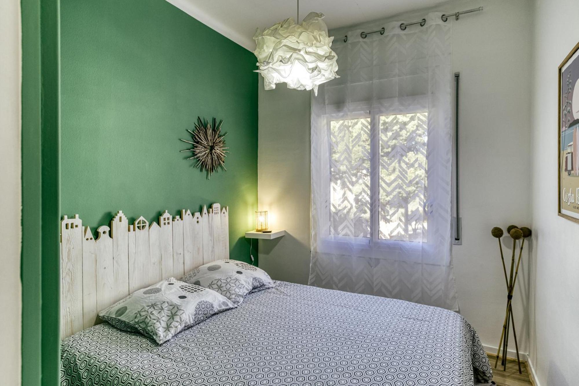 Londres Apartment Росес Екстериор снимка