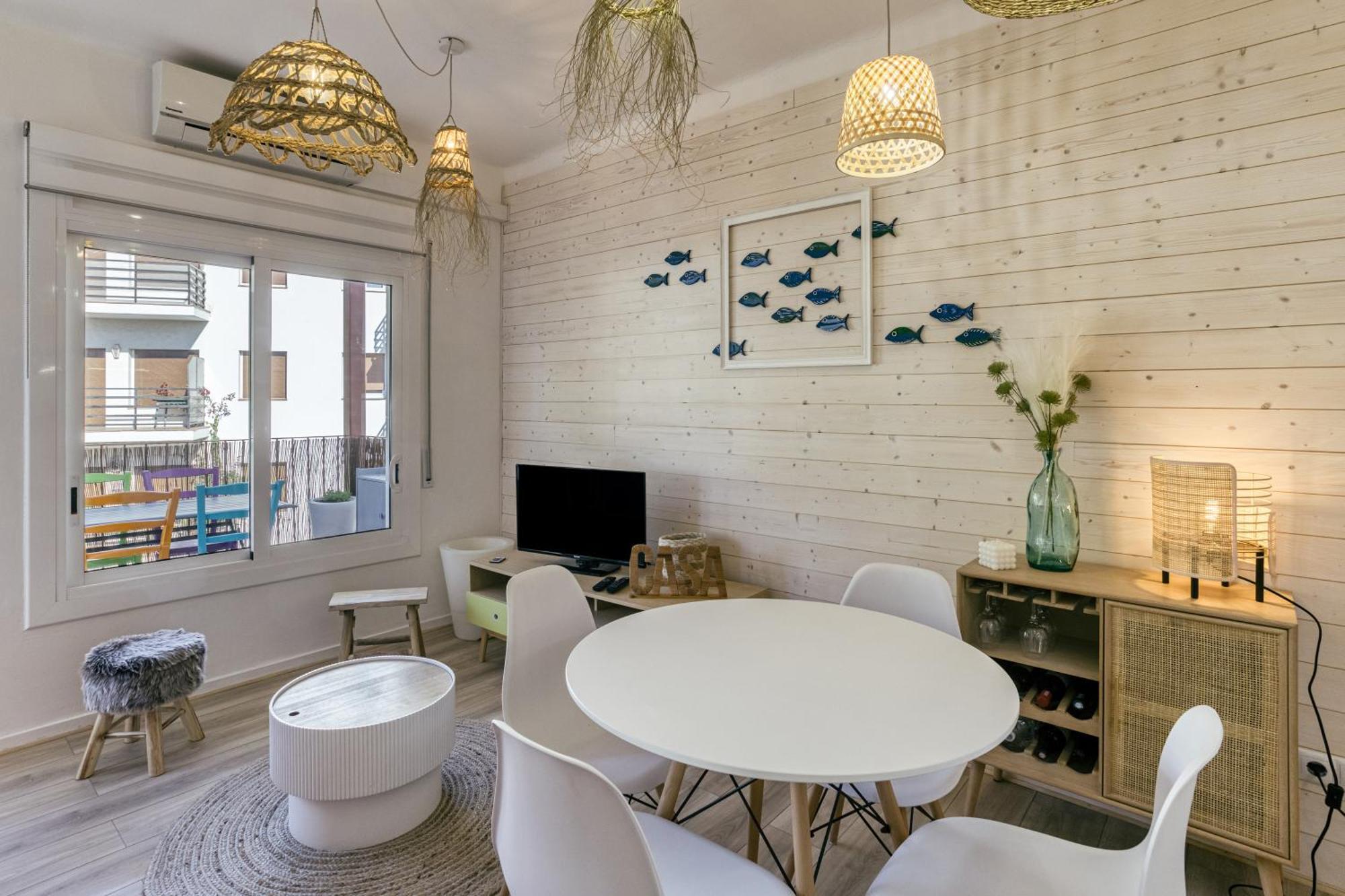 Londres Apartment Росес Екстериор снимка